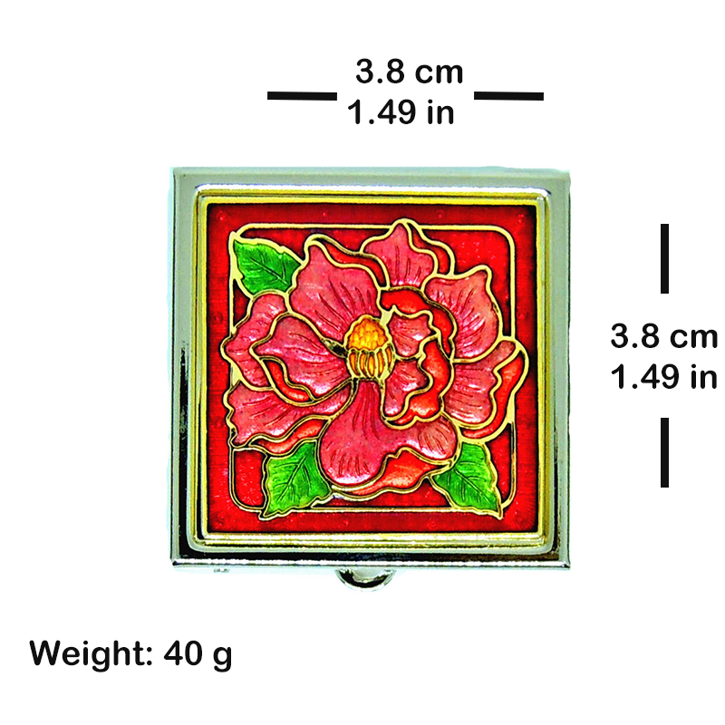 Square-shaped enamel pill box